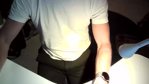 svena online show from October 2025 06:41:01 PM