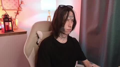 Eric online show from April 2026 10:43:02 PM