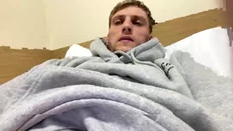 Snapshot of swanseagentleman chatting on March 2026 10:33:01 PM swanseagentleman online show from March 2026 10:33:01 PM