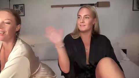 Snapshot of swedish_candii chatting on March 2025 04:45:01 AM Swedish Candii online show from March 2025 04:45:01 AM