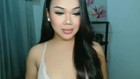 Snapshot of sweet18_jasmine chatting on December 2024 11:35:01 AM sweet18_jasmine online show from December 2024 11:35:01 AM