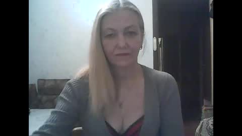 Snapshot of sweet4blonde609 chatting on December 2024 04:09:01 AM sweet4blonde609 online show from December 2024 04:09:01 AM