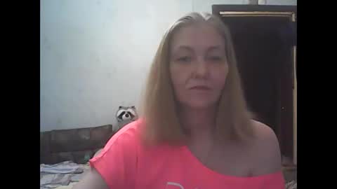 Snapshot of sweet4blonde67 chatting on June 2026 07:31:01 AM sweet4blonde67 online show from June 2026 07:31:01 AM