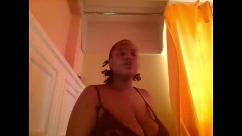 sweet52537 online show from November 2025 08:35:01 AM