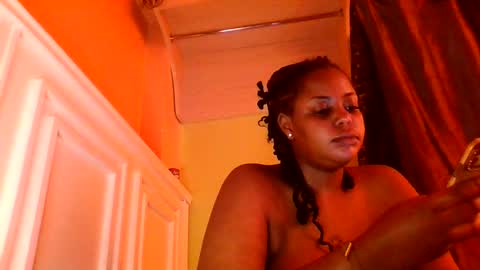 sweet52537 online show from February 2026 11:09:01 AM