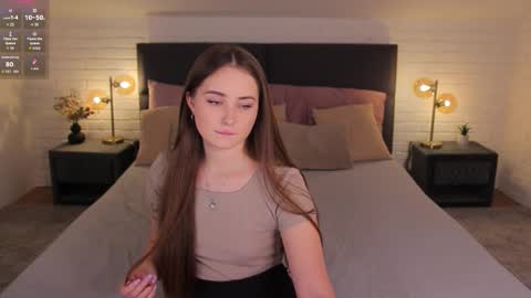 Sweet  Amily online show from November 2025 01:22:01 PM