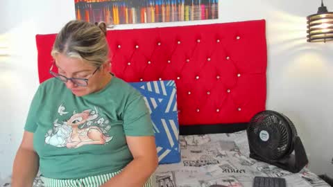 Snapshot of sweet__mature chatting on November 2025 04:30:02 PM Carolina online show from November 2025 04:30:02 PM