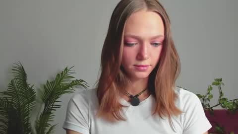 Alice online show from April 2026 10:34:01 PM