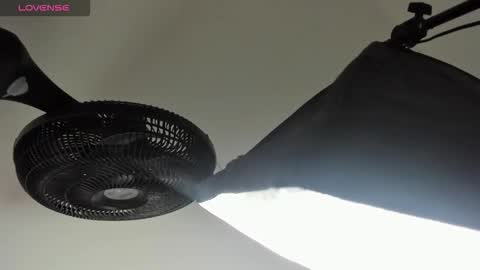 Vanessa online show from October 2025 03:18:02 AM