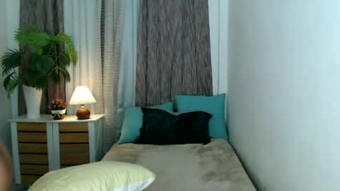 Snapshot of sweet_athena000 chatting on June 2026 10:34:02 PM Athena online show from June 2026 10:34:02 PM