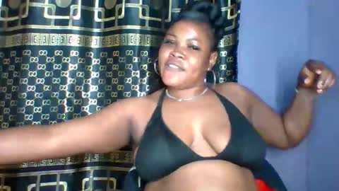 Snapshot of sweet_baby27 chatting on September 2025 04:44:01 AM sweet baby online show from September 2025 04:44:01 AM