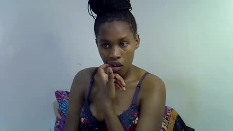 sweet_brown9 online show from October 2025 07:12:02 PM