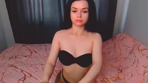 Sofia online show from September 2025 03:47:01 PM