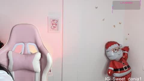 sweet_dania_ online show from February 2026 02:10:02 AM