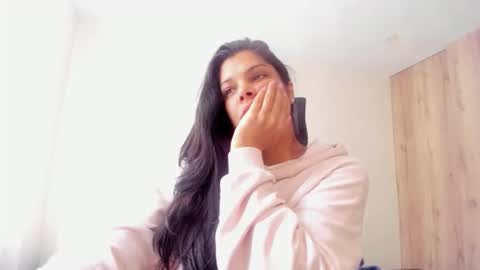 Kendra online show from March 2026 02:34:01 PM