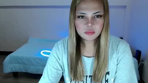 sophia daisy  online show from October 2025 10:52:02 PM