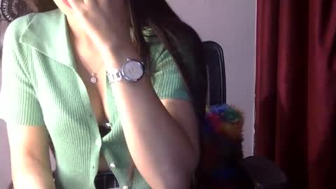 Snapshot of sweet_kanchi chatting on February 2025 09:36:01 PM sweet_kanchi online show from February 2025 09:36:01 PM