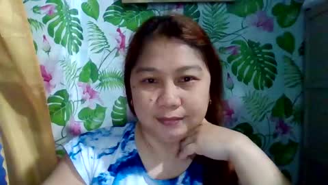 Snapshot of sweet_kayley chatting on December 2024 11:31:01 PM sweet_kayley online show from December 2024 11:31:01 PM