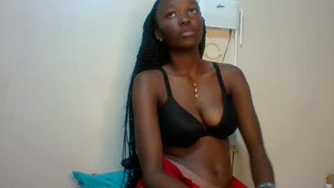 Snapshot of sweet_kcandy chatting on May 2026 09:20:02 PM Sweet KCandy online show from May 2026 09:20:02 PM