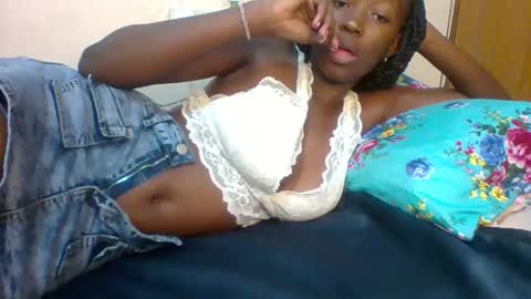 Snapshot of sweet_kcandy chatting on May 2026 09:09:01 PM Sweet KCandy online show from May 2026 09:09:01 PM
