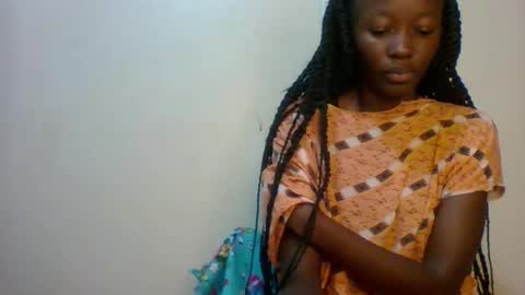 Snapshot of sweet_kcandy chatting on May 2026 06:21:02 AM Sweet KCandy online show from May 2026 06:21:02 AM