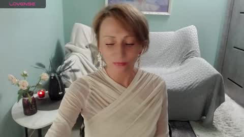 Helen online show from September 2025 06:13:01 AM