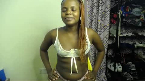 Snapshot of sweet_kush chatting on June 2026 05:00:01 PM Kush online show from June 2026 05:00:01 PM