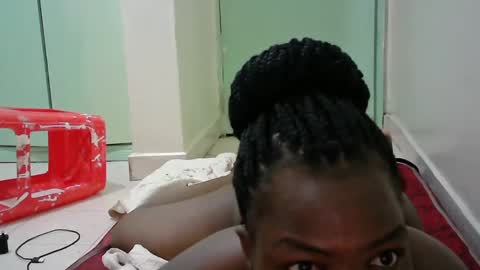 Snapshot of sweet_lilianah chatting on February 2025 03:45:01 AM sweet_lilianah online show from February 2025 03:45:01 AM