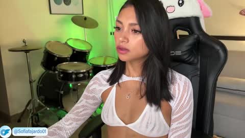 Snapshot of sweet_littleee chatting on December 2024 09:09:01 PM free            private online show from December 2024 09:09:01 PM