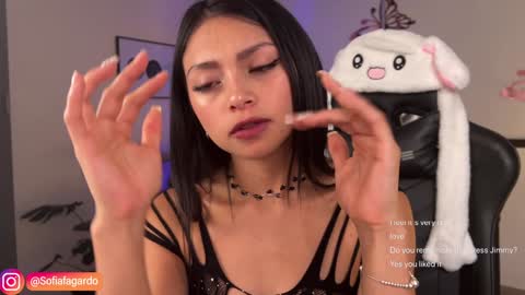 Snapshot of sweet_littleee chatting on January 2025 01:36:02 AM free            private online show from January 2025 01:36:02 AM
