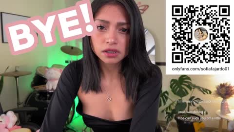 Snapshot of sweet_littleee chatting on January 2025 03:23:01 AM free            private online show from January 2025 03:23:01 AM