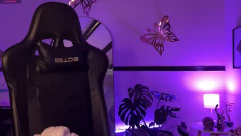 Snapshot of sweet_littleee chatting on February 2025 03:58:02 AM free            private online show from February 2025 03:58:02 AM