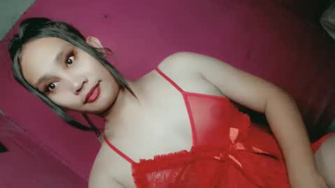 Snapshot of sweet_lover5 chatting on January 2025 12:52:02 PM SWEET LOVE online show from January 2025 12:52:02 PM