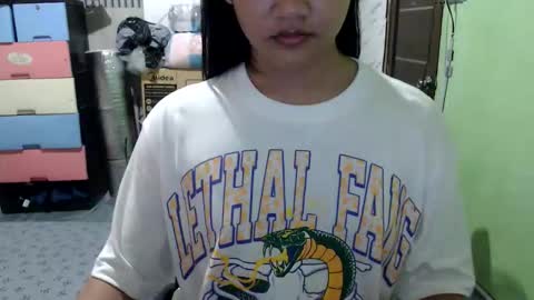 Snapshot of sweet_mary_onboard chatting on November 2025 01:25:02 PM sweet_mary_onboard online show from November 2025 01:25:02 PM