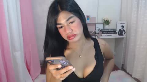 Melon online show from February 2025 06:39:01 PM