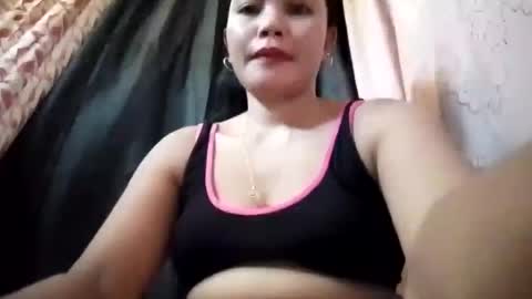 Snapshot of sweet_mika24 chatting on June 2026 01:41:02 AM sweet_mika24 online show from June 2026 01:41:02 AM