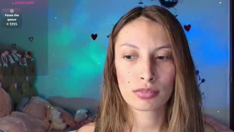 sweet_moon_v_ online show from February 2026 03:35:02 AM