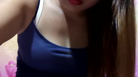 Snapshot of sweet_nina4uxx chatting on January 2025 12:27:02 PM Nina online show from January 2025 12:27:02 PM