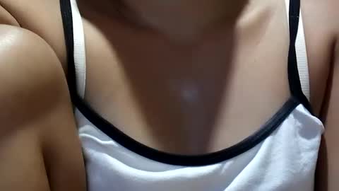 Snapshot of sweet_nina4uxx chatting on January 2025 12:13:01 PM Nina online show from January 2025 12:13:01 PM