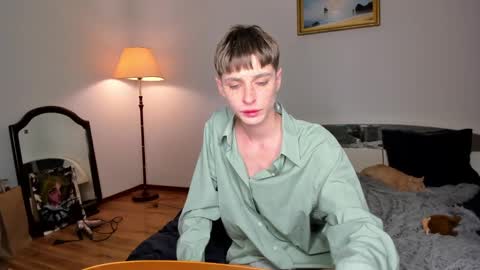 kira online show from December 2024 11:58:02 PM