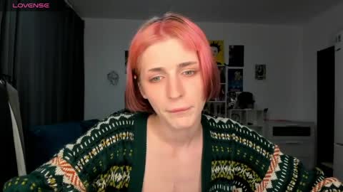 kira online show from March 2026 08:36:01 PM