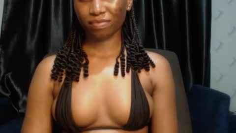 Snapshot of sweet_puna chatting on February 2025 06:45:01 PM Nancy online show from February 2025 06:45:01 PM