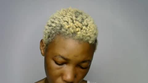 Snapshot of sweet_pussy04 chatting on June 2026 04:18:02 AM sweet girl online show from June 2026 04:18:02 AM