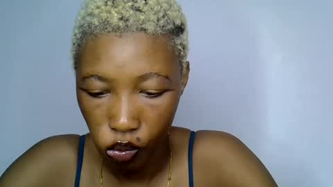 Snapshot of sweet_pussy04 chatting on June 2026 04:19:02 AM sweet girl online show from June 2026 04:19:02 AM