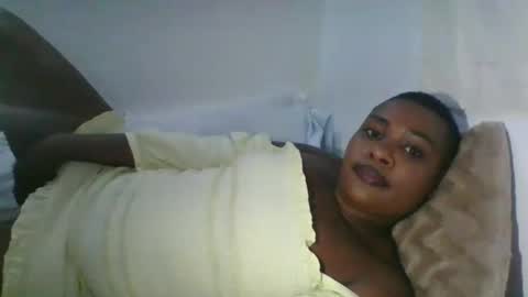 Snapshot of sweet_pussy39 chatting on September 2025 08:47:01 PM sweet_pussy39 online show from September 2025 08:47:01 PM