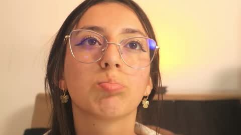 Snapshot of sweet_sammy_7 chatting on February 2026 09:35:01 PM Sammy Lauren online show from February 2026 09:35:01 PM