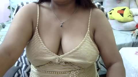Snapshot of sweet_shivani chatting on July 2026 07:52:01 AM sweet_shivani online show from July 2026 07:52:01 AM