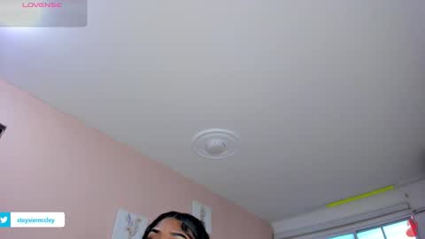 sweet_stacie online show from December 2025 12:55:01 PM