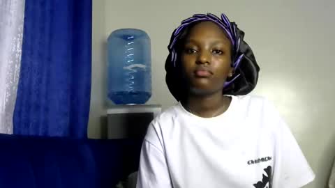 Snapshot of sweet_strawberina chatting on May 2026 06:20:01 AM sweet_strawberina online show from May 2026 06:20:01 AM