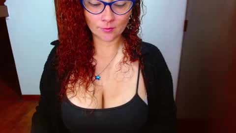 tammy IG stammy 36 online show from October 2025 03:45:01 PM